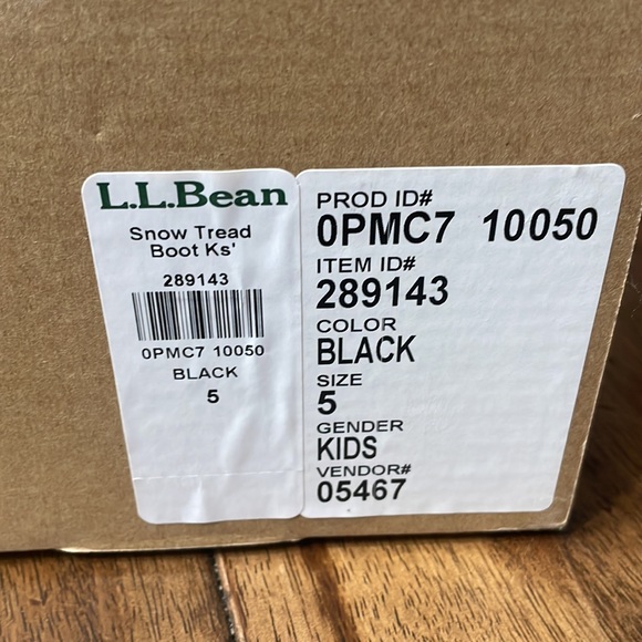 LLBean kids snow boots size 5 black - Picture 5 of 5
